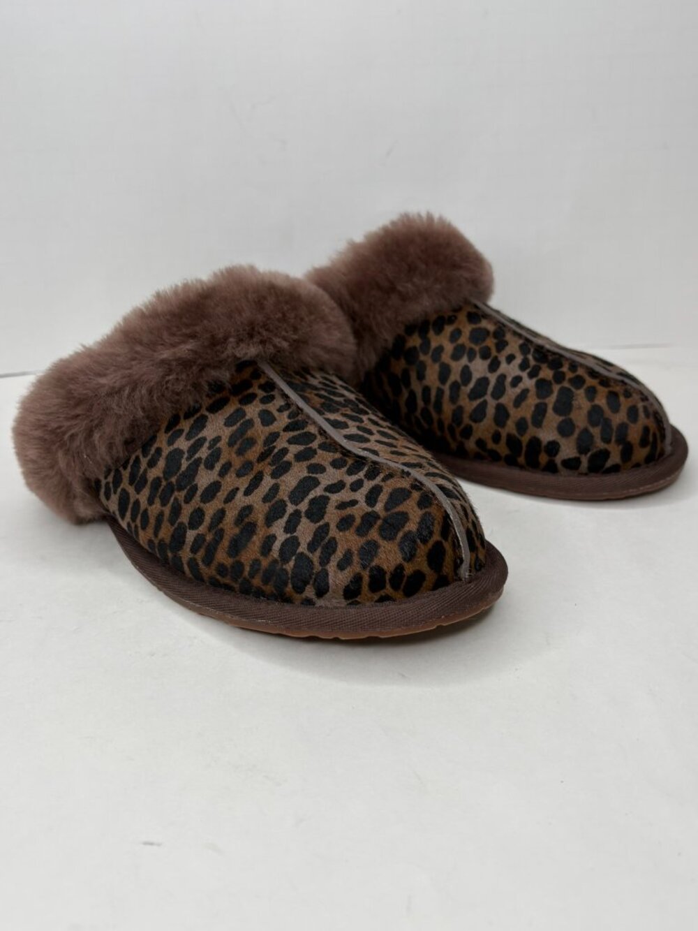 UGG Scuffette II Slippers Leopard – Size 9